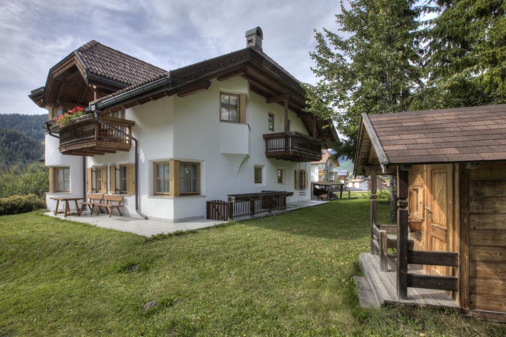 Alexander Mountain-Lodge San Vigilio Di Marebbe Exterior foto